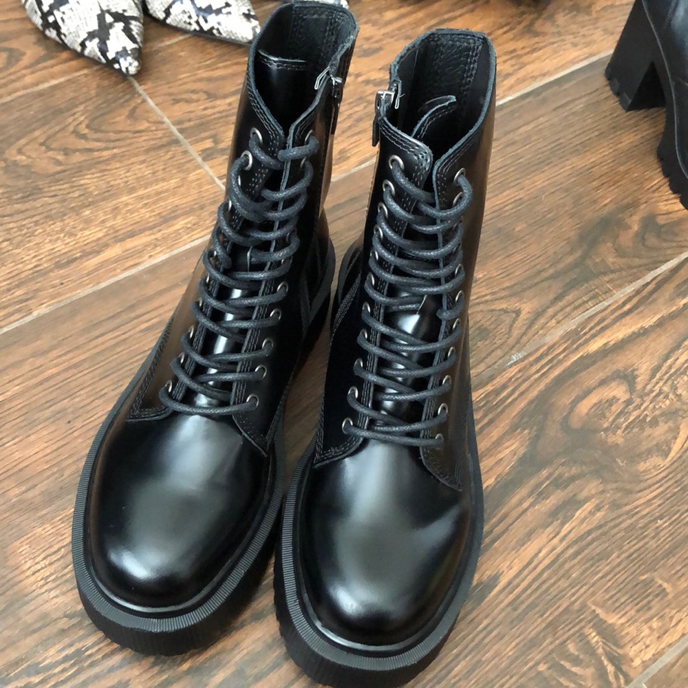 Size 7 Left! Jeffrey Campbell Sopas Platform Boots - Picture 11 of 16
